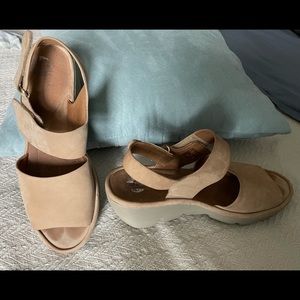 Beige Wedge